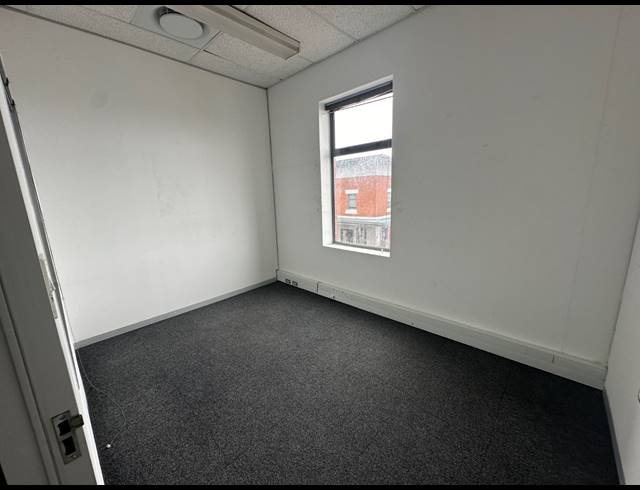 158M² OFFICE TO LET IN CENTURY CITY